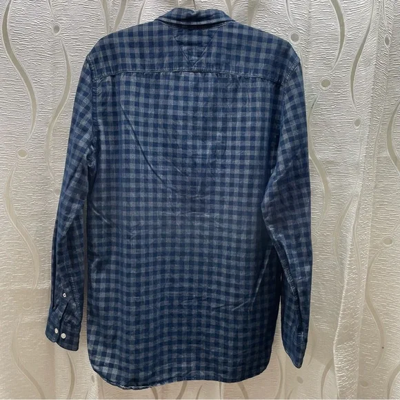 Tommy Hilfiger Button Down Shirt Mens Large Blue Gingham Regular Fit Long Sleeve - Picture 8 of 9